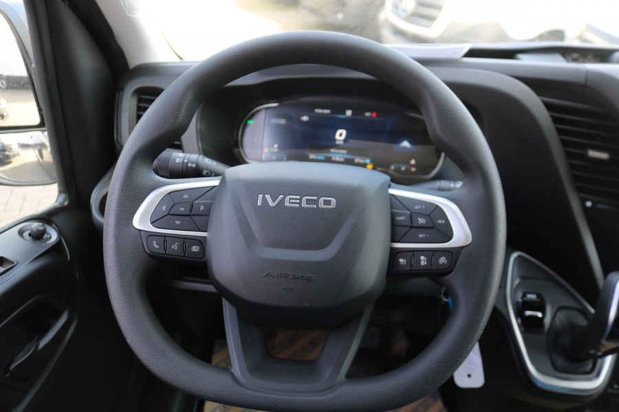 Iveco Daily 35S18 L2 H2 Hi-Matic Automaat Navigatie Camera 3.5T Trekhaak