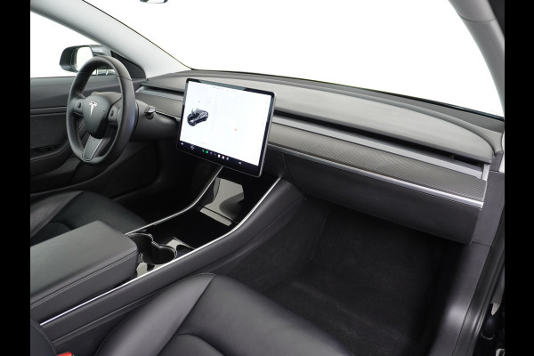 Tesla Model 3 Long Range 75kWh 463PK Lmv-18" Telefoon-Sleutel Premium Audio 4wd AutoPilot Panoramadak Camera's Leder Adaptive-CruiseControl-St Stoel en achterbank verwarming Keyless Electr.Stoelen+Memory+Easy-Entry WiFi Origineel Nederlandse auto Grootste accu, Tot 16,5kwh thuis laden. Accu garantie 10-12-2027 / 192.000km