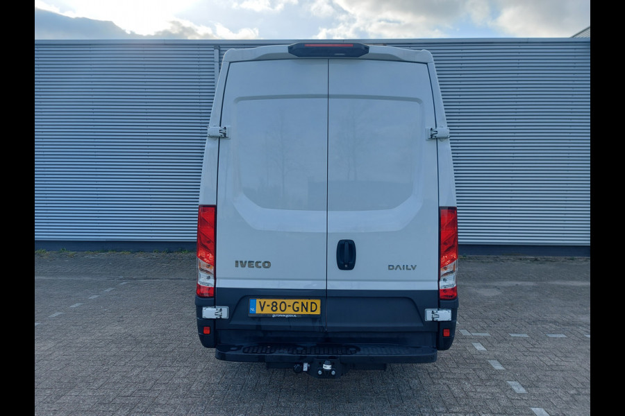 Iveco Daily 35S18V 3.0 352 H2 Automaat 8,luchtvering,trekhaak ,clima,navigatie/camera/carplay,Prijs EXCL.BTW