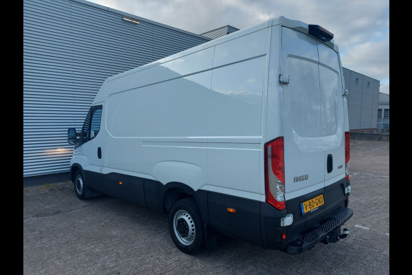 Iveco Daily 35S18V 3.0 352 H2 Automaat 8,luchtvering,trekhaak ,clima,navigatie/camera/carplay,Prijs EXCL.BTW