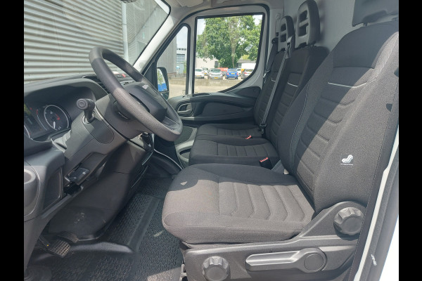 Iveco Daily 35S18V 3.0 352 H2 Automaat 8,luchtvering,trekhaak ,clima,navigatie/camera/carplay,Prijs EXCL.BTW