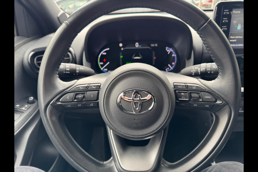 Toyota Yaris Cross 1.5 Hybrid Dynamic | 17 inch, Keyless, Privacy glass, Apple CarPlay/Android Auto, Climate control, LED