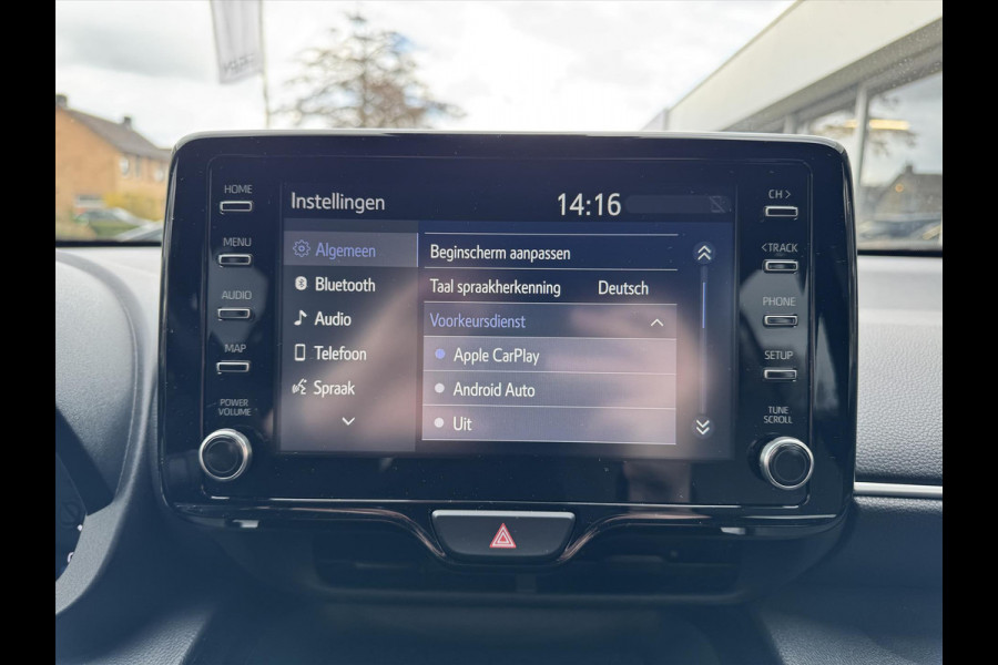 Toyota Yaris Cross 1.5 Hybrid Dynamic | 17 inch, Keyless, Privacy glass, Apple CarPlay/Android Auto, Climate control, LED