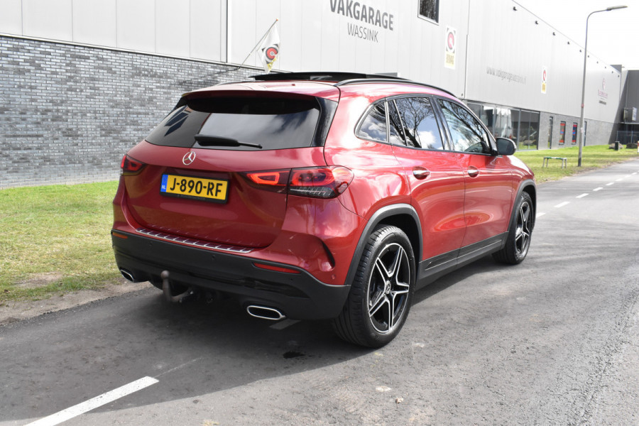 Mercedes-Benz GLA 200 Business Solution AMG Trekhaak el-achterklep Amg-pakket Pano dak