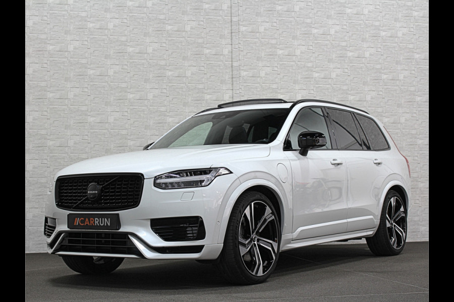 Volvo XC90 2.0 T8 AWD R-Design Long Range | Luchtvering | 360 Camera | Panorama | Pilot-Assist | ACC | Stoelventilatie | Memory | Harman-Kardon | Trekhaak | Sportstoelen | Keyless-Entry | Stuurwiel Verwarmd | Vol-Leder | 22'' | Zonwering | Draadloos Laden |