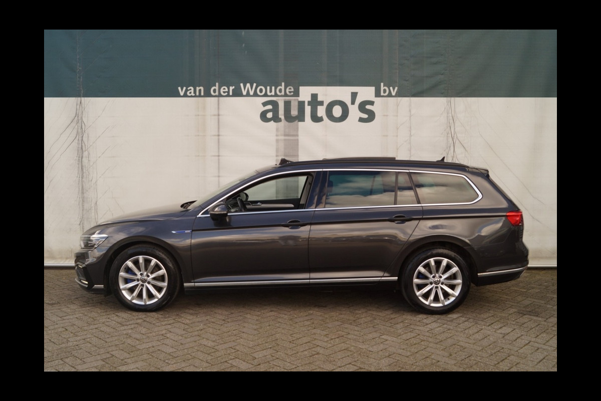 Volkswagen Passat Variant 1.4 TSI PHEV GTE Business -PANO-LEER-CAM-