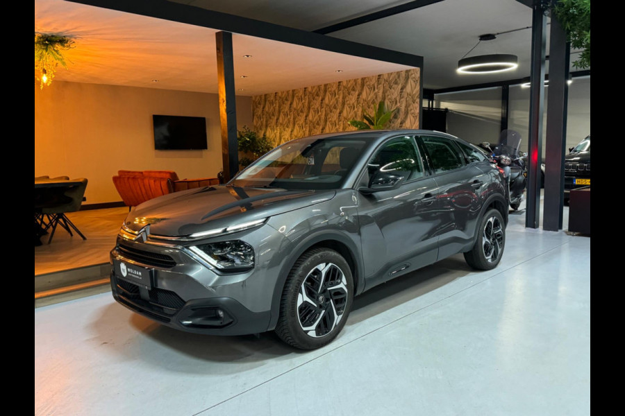 Citroën C4 1.2 Puretech Shine Garantie Pano CarPlay Head-Up Camera Massage Elek Stoel Elek StoelVW PDC DAB Clima Navi ACC Rijklaar