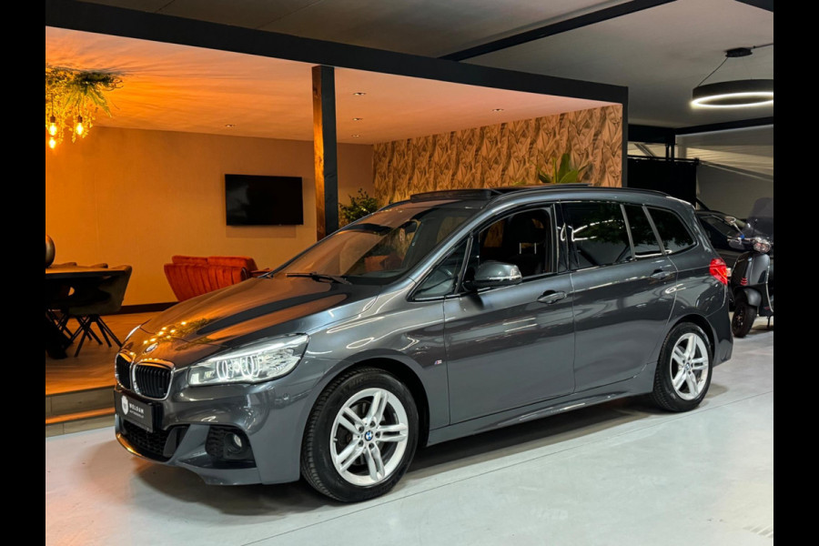 BMW 2 Serie Gran Tourer 218i M Sport Garantie Trekhaak Pano Head-up Camera Navi StoelVW Sfeer Cruise Clima Elekachterklep Rijklaar