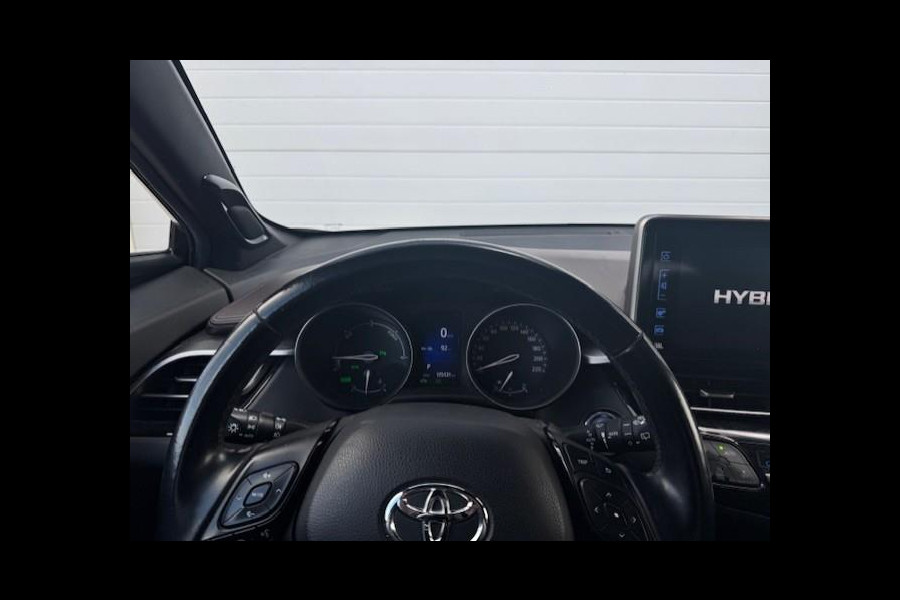 Toyota C-HR 1.8 Hybrid Bi-Tone - LED - Leder - Trekhaak -JBL