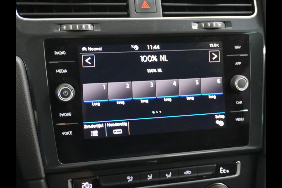 Volkswagen e-Golf AUT. Adaptive Cruise Apple Carplay Android Navi Climatronic Pdc Led Regen-Lichtsensor 36kWh Privacy Glas Bluetooth Spiegelpakket Car-Net App-Connect Wifi E-DITION 1e Eigenaar