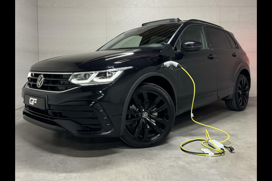 Volkswagen Tiguan 1.4 TSI eHybrid R-Line Black Style Pano