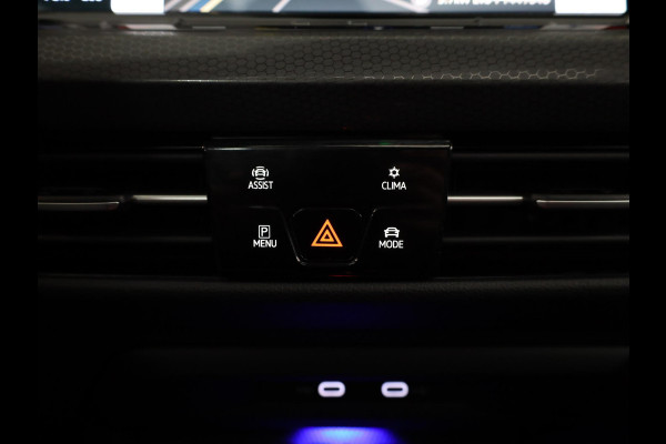 Volkswagen Golf 1.4 eHybrid GTE 245PK PHEV | Panorama dak | 18 "Lm velgen | Matrix koplampen | Stoelverwarming |