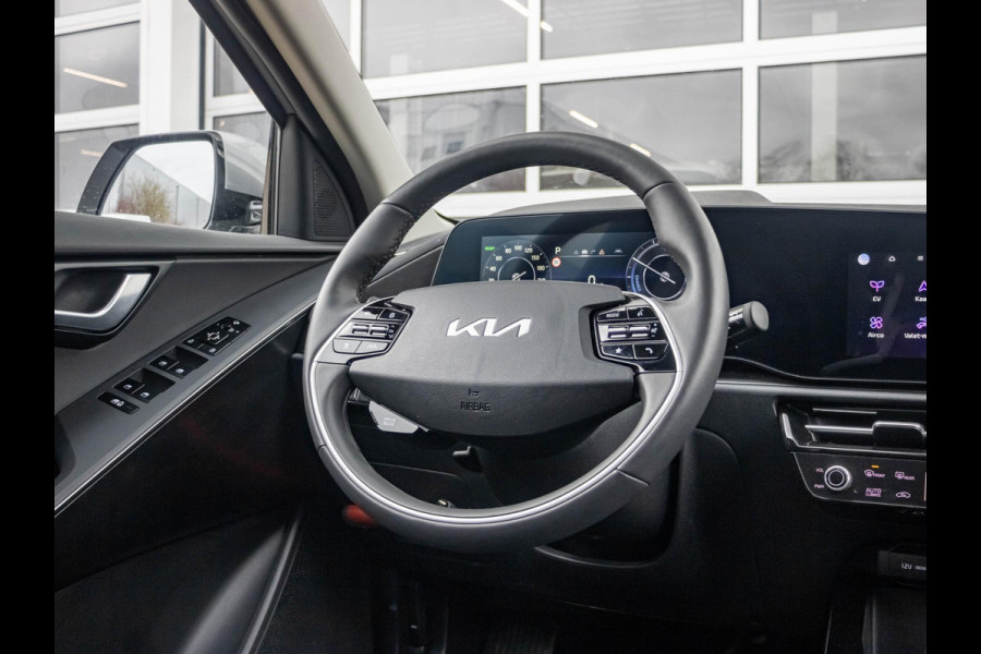 Kia Niro EV DynamicPlusLine 64.8 kWh l Stoel stuur verwarming l Schuifkantel dak