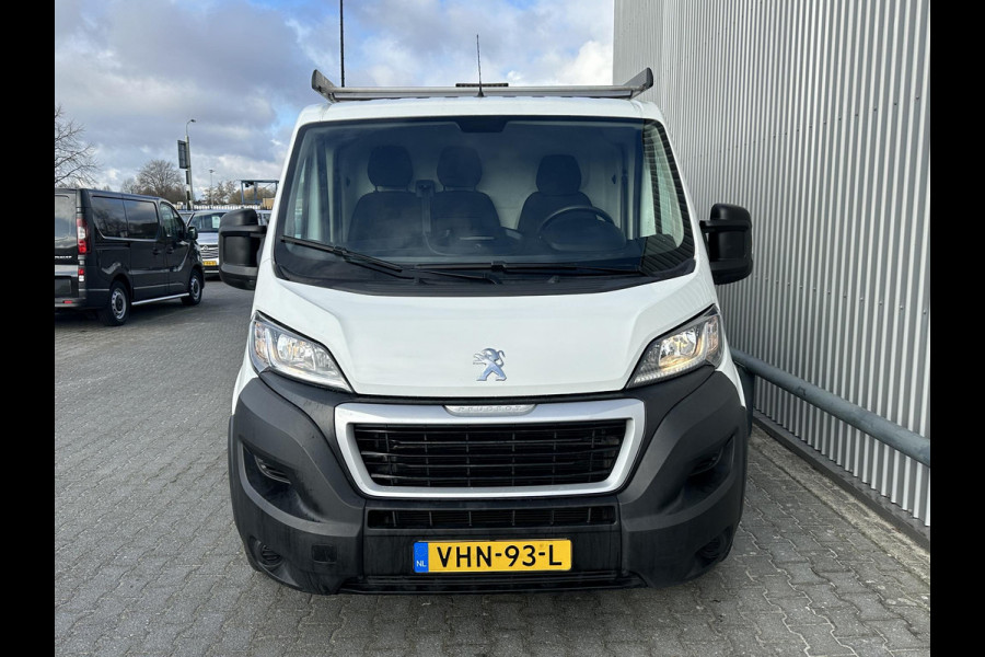 Peugeot Boxer 335 2.2 BlueHDi 140 L2H1 Premium*A/C*IMPERIAAL*NAV