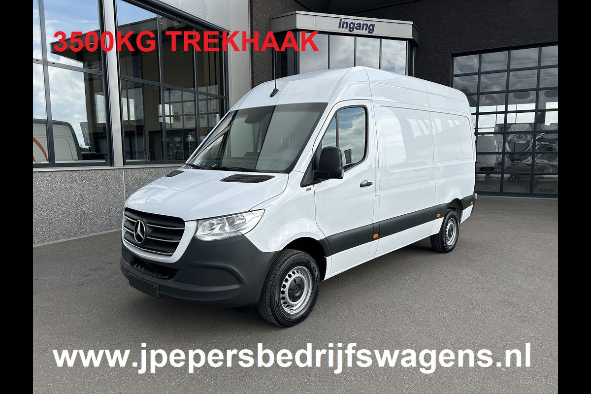 Mercedes-Benz Sprinter 317 CDI L2 H2 3500KG Trekhaak / MBUX / Carplay navigatie / Airco / 270 Graden achterdeuren