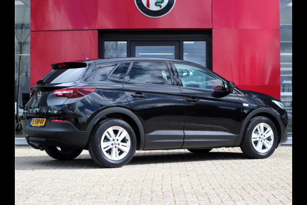 Opel Grandland X 1.2 Turbo Automaat | Camera | Trekhaak | Parkeersensoren | Stoelverwarming