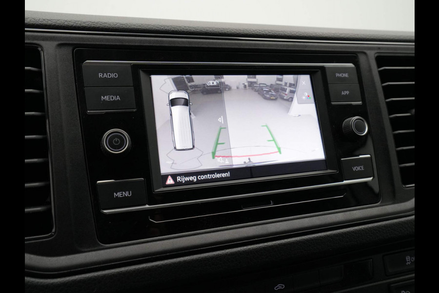 Volkswagen Crafter 35 2.0 TDI L3H3 Highline EURO VI Navi via App Camera Voorruitverwarming Airco
