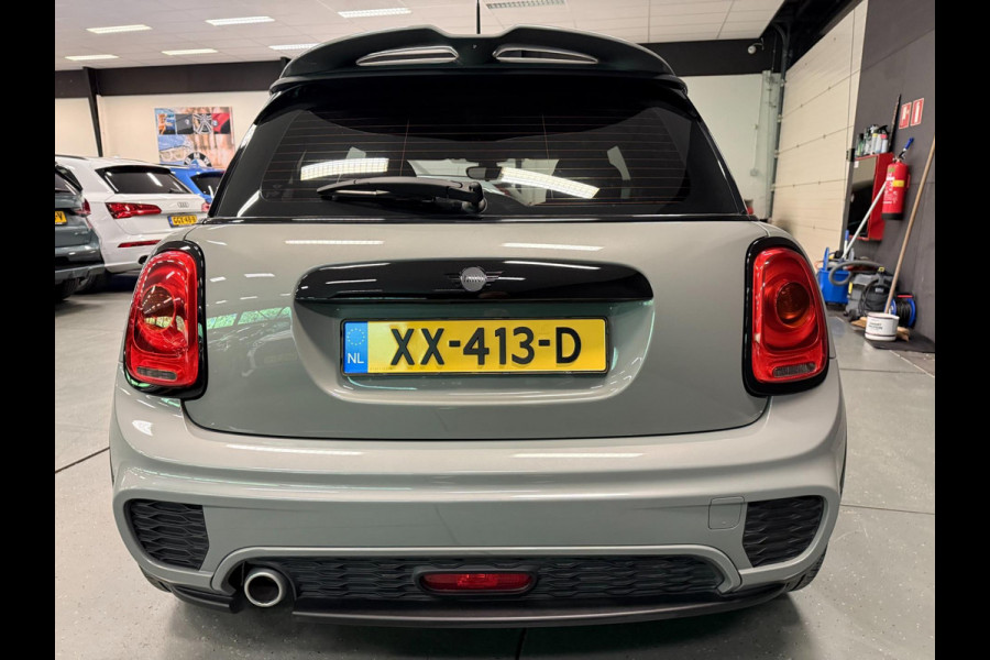 MINI 1.5 Cooper WORKS 136PK 17''JCW/NAVI/CARPLAY/CRUISE/JCW-STOELEN///