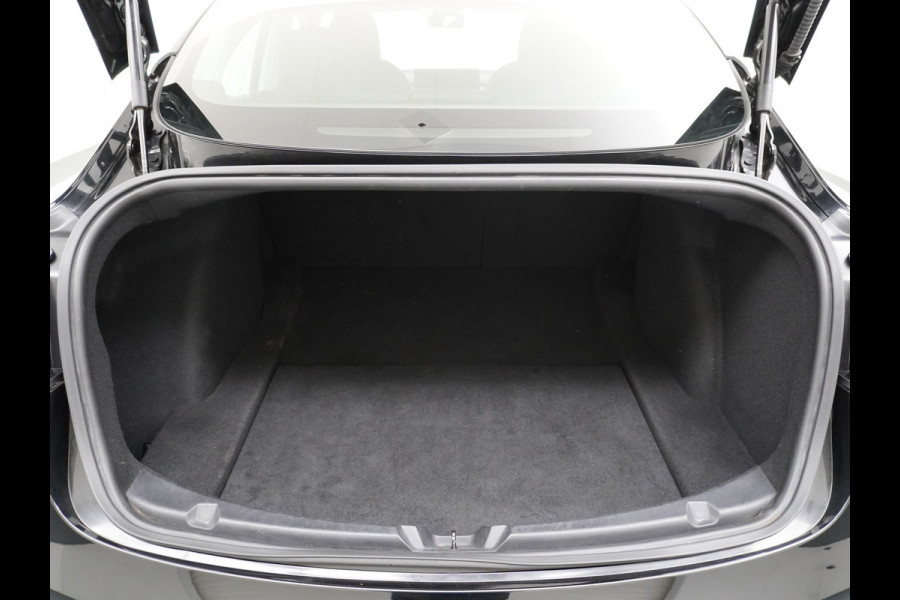 Tesla Model 3 SR+60kWh 325PK 18" AutoPilot Leer PanoDak Adaptive cruise Camera's Elektr.-Stuur+Stoelen+Spiegels+Geheugen+Easy-Entry+Verwarmde  Navi LED-a+v Comfortstoelen ACC DAB Voorverwarmen interieur via App Keyless via Telefoonsleutel One-Pedal-Drive Origineel Nederlandse auto tot 11kw laden thuis ! Garantie Accu tot  08-11-2027 max 160.000km 1584kg licht!