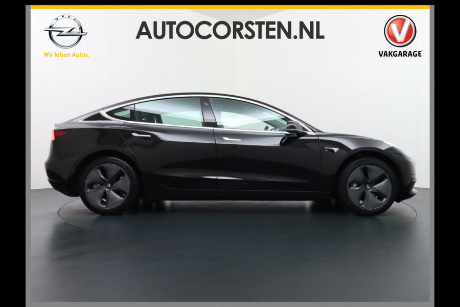 Tesla Model 3 SR+60kWh 325PK 18" AutoPilot Leer PanoDak Adaptive cruise Camera's Elektr.-Stuur+Stoelen+Spiegels+Geheugen+Easy-Entry+Verwarmde  Navi LED-a+v Comfortstoelen ACC DAB Voorverwarmen interieur via App Keyless via Telefoonsleutel One-Pedal-Drive Origineel Nederlandse auto tot 11kw laden thuis ! Garantie Accu tot  08-11-2027 max 160.000km 1584kg licht!