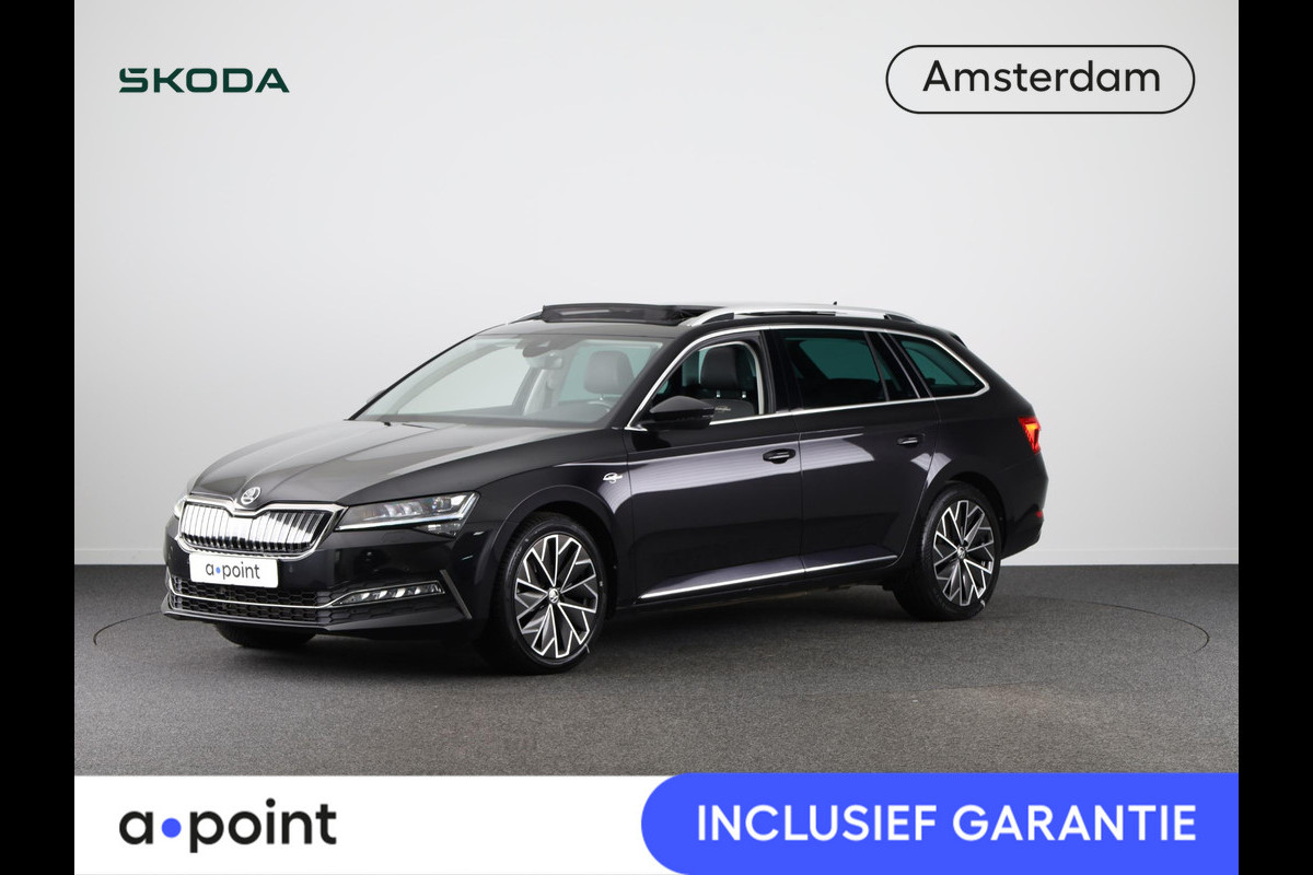 Škoda Superb Combi 1.4 TSI iV Laurin & Klement 218 pk Automaat (DSG) | Navigatie | Panoramadak | Trekhaak (wegklapbaar) | Parkeersensoren | Achteruitrijcamera |  Stoelverwarming / ventilatie |