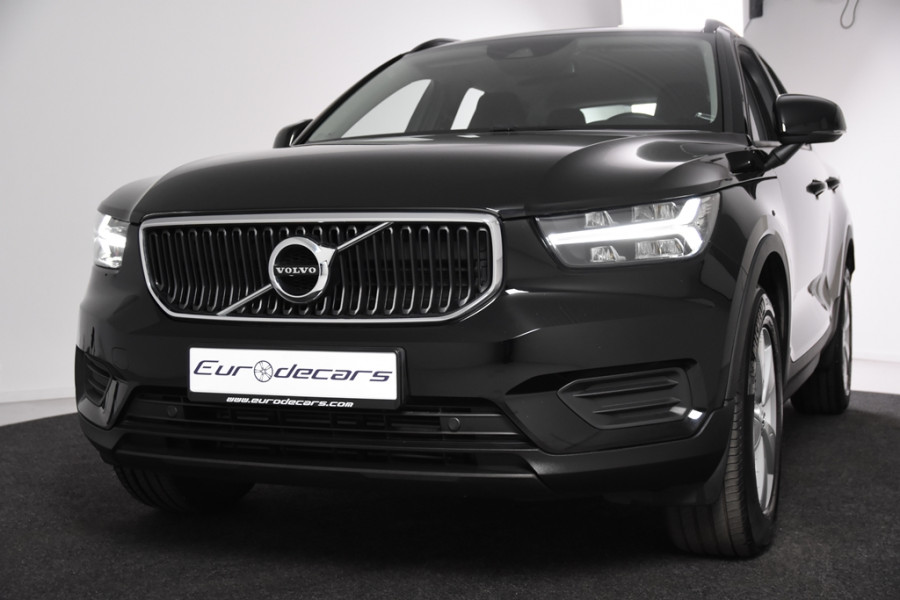 Volvo XC40 1.5 T2 Momentum*1ste Eigenaar*Navigatie*Carplay*Parkassist