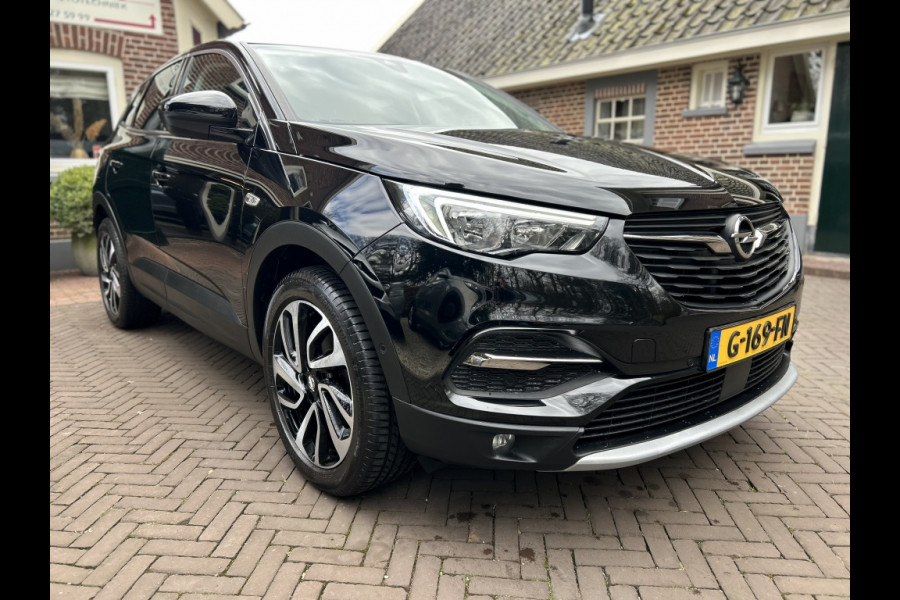 Opel Grandland X 1.2 Turbo 130pk Innovation Navi, Camera, 19" LMV, Keyless, 1e Ei