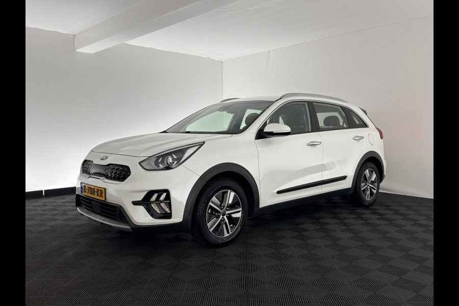 Kia Niro 1.6 GDi Hybrid DynamicLine (INCL-BTW) Aut. *NAVI-FULLMAP | KEYLESS | ADAPTIVE-CRUISE | 1/2-LEATHER | CAMERA | ECC | PDC | LANE-ASSIST | COMFORT-SEATS  | SHIFT-PADDLES | CARPLAY | TOWBAR | 16"ALU*