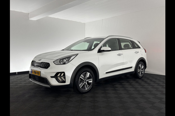 Kia Niro 1.6 GDi Hybrid DynamicLine (INCL-BTW) Aut. *NAVI-FULLMAP | KEYLESS | ADAPTIVE-CRUISE | 1/2-LEATHER | CAMERA | ECC | PDC | LANE-ASSIST | COMFORT-SEATS  | SHIFT-PADDLES | CARPLAY | TOWBAR | 16"ALU*