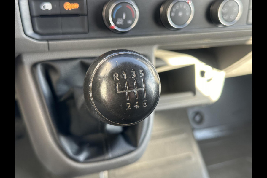 Volkswagen Crafter 30 2.0 TDI L3H3 Comfortline*A/C*TEL*PDC*3PERS*