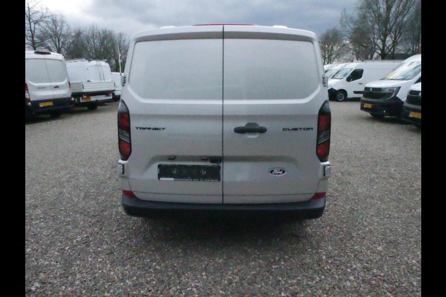 Ford Transit Custom 2.0TDCI 150PK, L2H1, Dubbel Cabine, Airco, Nieuw direct uit voorraad leverbaar, Met 5 jaar Ford garantie/ max 200.000 KM