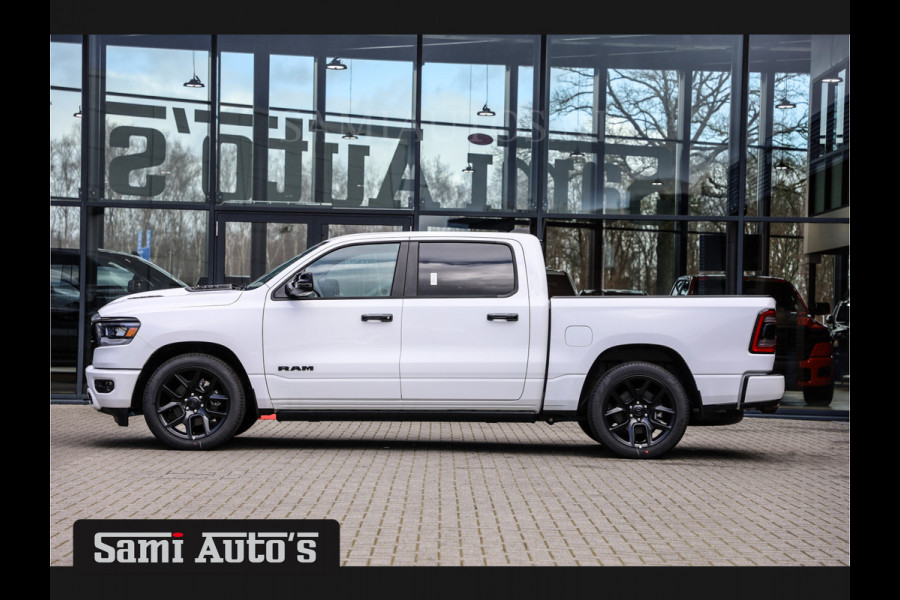 Dodge Ram 1500 LARAMIE NIGHT | NIEUW! BMP VRIJ | PANORAMA | LPG | HUD | VIRTUAL | LUCHTVERING | 360CAM | DODE HOEK | 5.7 V8 HEMI 402PK 4x4 | CREWCAB 5 PERSOONS | GRIJSKENTEKEN | VOORRAAD NR 2147 - 4802