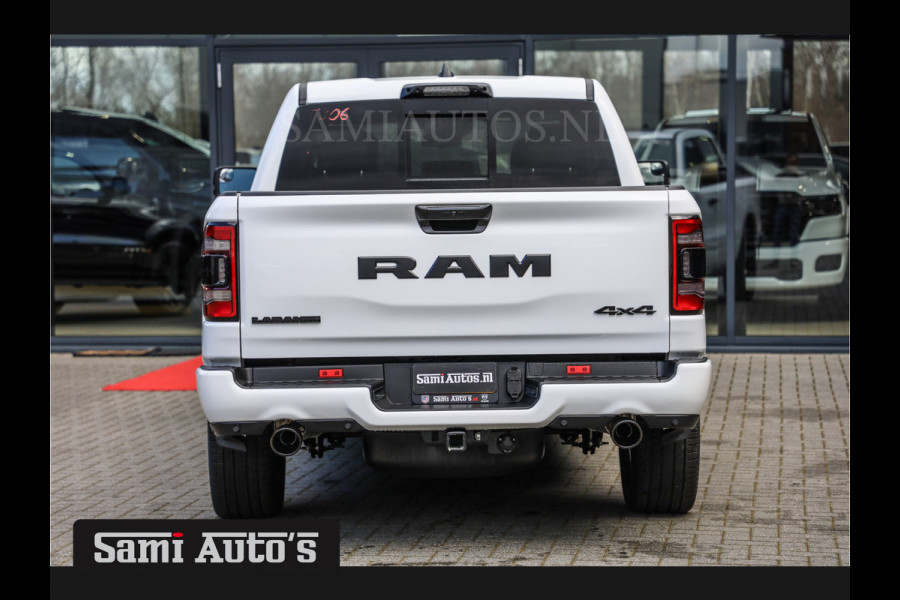 Dodge Ram 1500 LARAMIE NIGHT | NIEUW! BMP VRIJ | PANORAMA | LPG | HUD | VIRTUAL | LUCHTVERING | 360CAM | DODE HOEK | 5.7 V8 HEMI 402PK 4x4 | CREWCAB 5 PERSOONS | GRIJSKENTEKEN | VOORRAAD NR 2147 - 4802