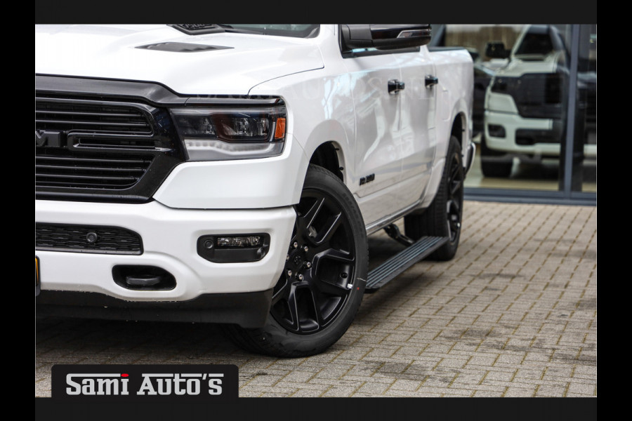 Dodge Ram 1500 LARAMIE NIGHT | NIEUW! BMP VRIJ | PANORAMA | LPG | HUD | VIRTUAL | LUCHTVERING | 360CAM | DODE HOEK | 5.7 V8 HEMI 402PK 4x4 | CREWCAB 5 PERSOONS | GRIJSKENTEKEN | VOORRAAD NR 2147 - 4802