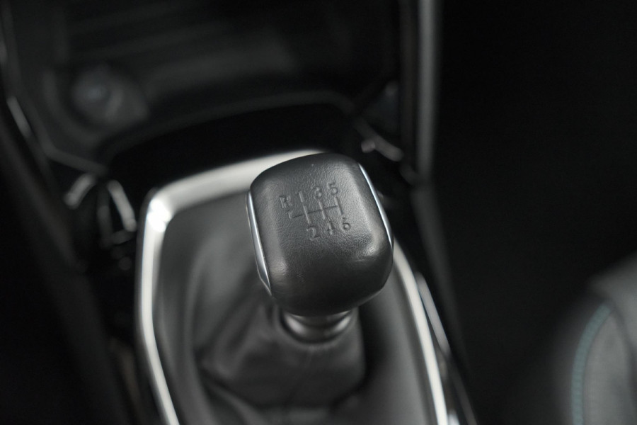 Peugeot 208 PureTech 100 Allure Pack | Camera | Stoelverwarming | Apple Carplay | Parkeersensoren