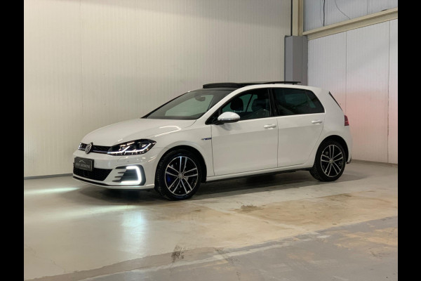 Volkswagen Golf 1.4 TSI PHEV GTE | PANO | VIRTUAL | CAMERA | MISTLAMPEN