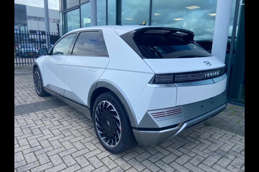 Hyundai IONIQ 5 Lounge Vision AWD 77 kWh | 325PK | Afneembare trekhaak 1600KG trekgewicht