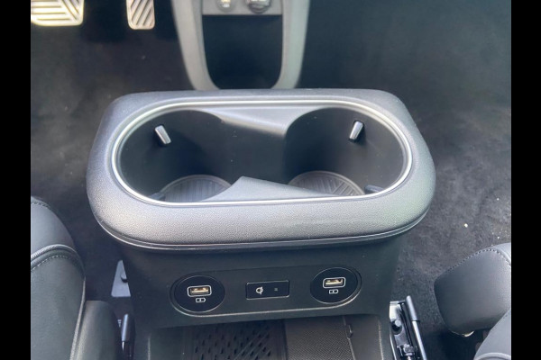 Hyundai IONIQ 5 Lounge Vision AWD 77 kWh | 325PK | Afneembare trekhaak 1600KG trekgewicht