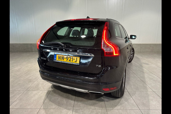 Volvo XC60 T5 Aut. Summum Leder Stoelverwarming Parkeercamera 245pk