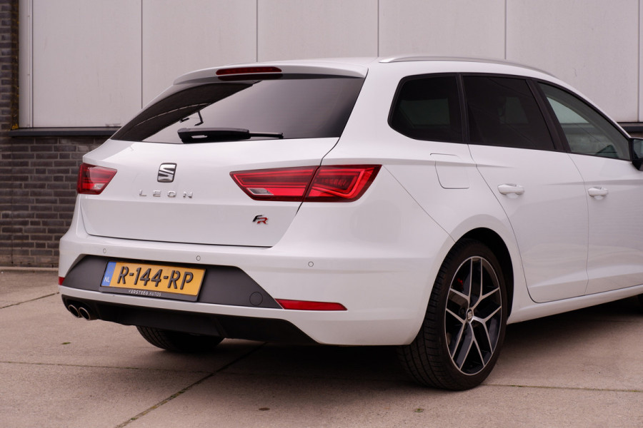 Seat León ST 1.5 TSI FR Business Intense | LED | Navi | Camera | Carplay