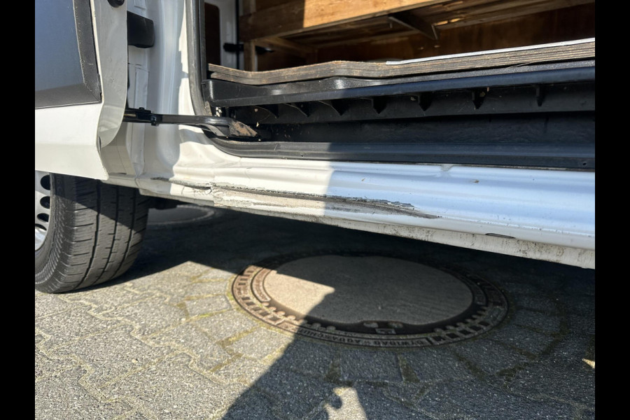 Volkswagen Crafter 35 2.0 TDI L3H3*A/C*CRUISE*3PERS*HAAK*TEL*