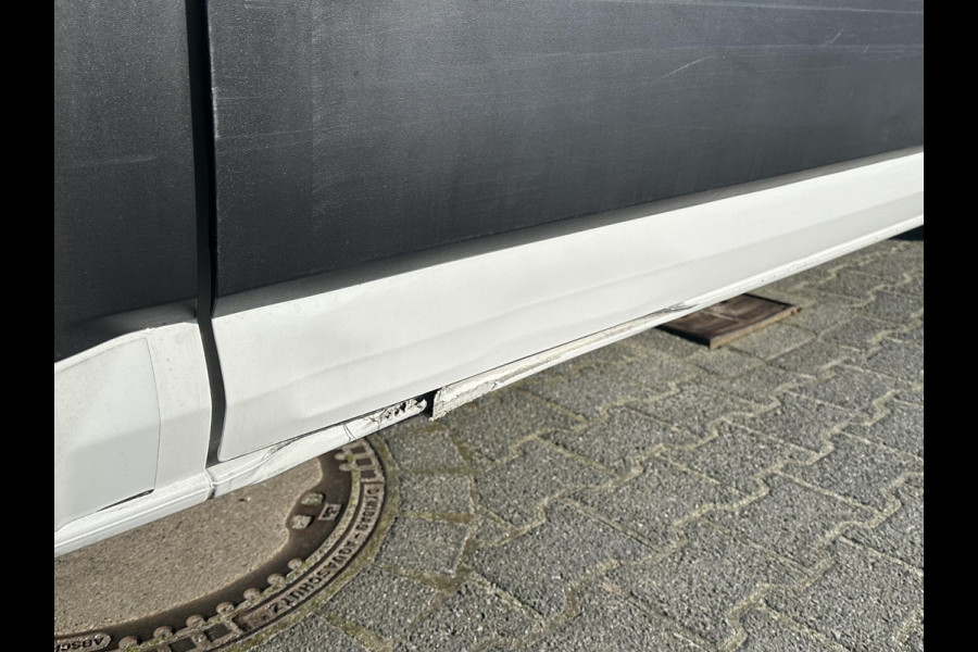 Volkswagen Crafter 35 2.0 TDI L3H3*A/C*CRUISE*3PERS*HAAK*TEL*
