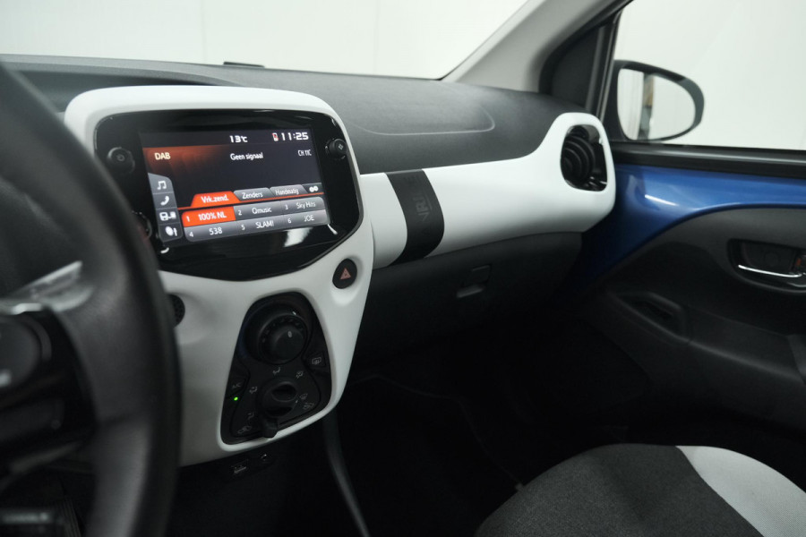 Citroën C1 1.0 VTi Urban Ride | Camera | Apple Carplay | Getint Glas | 5 Deurs