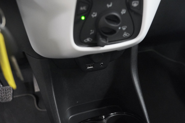 Citroën C1 1.0 VTi Urban Ride | Camera | Apple Carplay | Getint Glas | 5 Deurs
