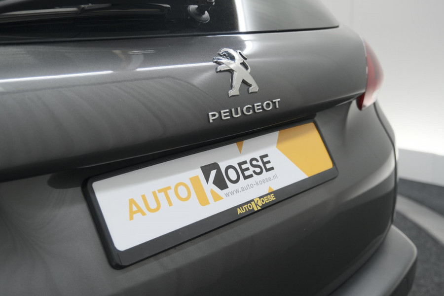 Peugeot 2008 PureTech 82 Active | Apple Carplay | Parkeersensoren | Navigatie | Climate Control