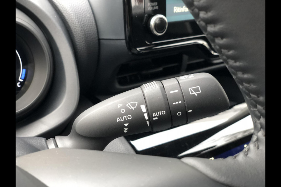 Toyota Yaris Cross 1.5 Hybrid Active | Apple CarPlay/Android Auto, Lichtmetalen velgen, Parkeercamera, Adaptive cruise control