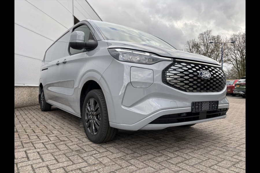 Ford E-Transit Custom 340 L2H1 Limited. 65 kWh