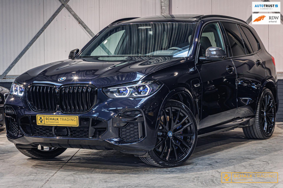 BMW X5 XDrive45e High Executive|22inch|B&W|Pano|Trekhaak|TV