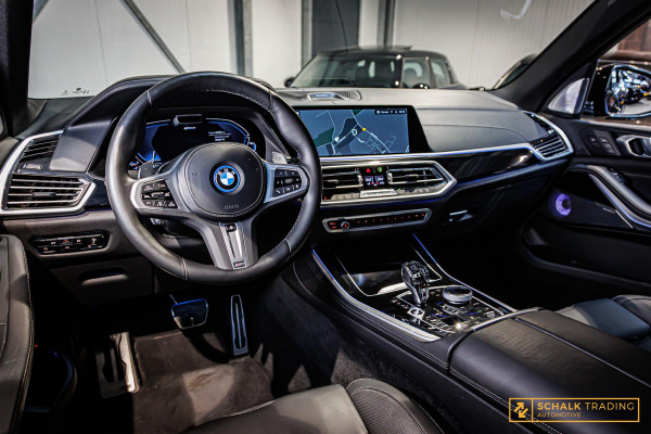 BMW X5 XDrive45e High Executive|22inch|B&W|Pano|Trekhaak|TV