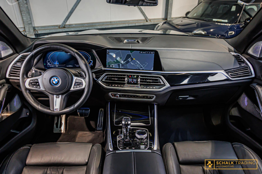 BMW X5 XDrive45e High Executive|22inch|B&W|Pano|Trekhaak|TV